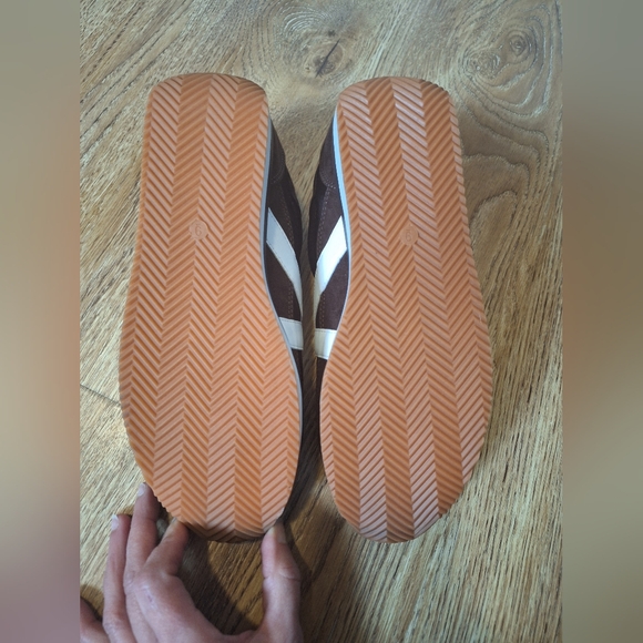 Loft Everyday Trainer - 9 - Picture 10 of 12